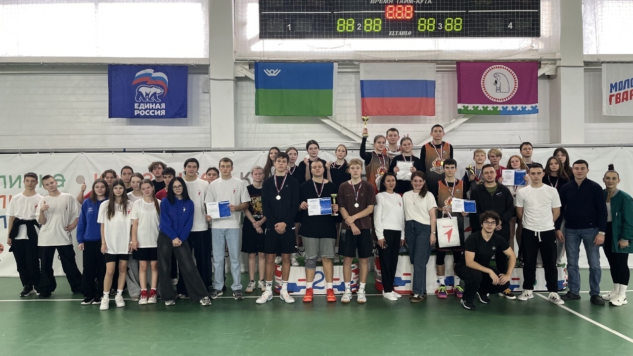 ПЕРВЫЕ - СПОРТИВНЫЕ